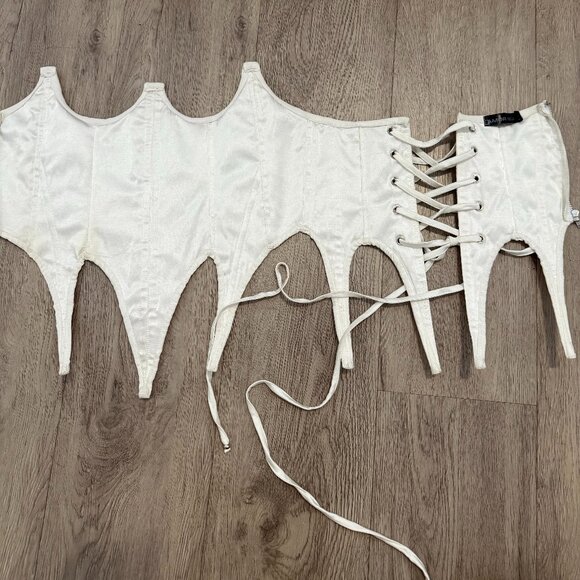 Amor Mia Dagger Corset White - Picture 4 of 4